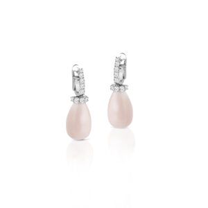 Orecchini in oro 18 kt, corallo rosa e diamanti